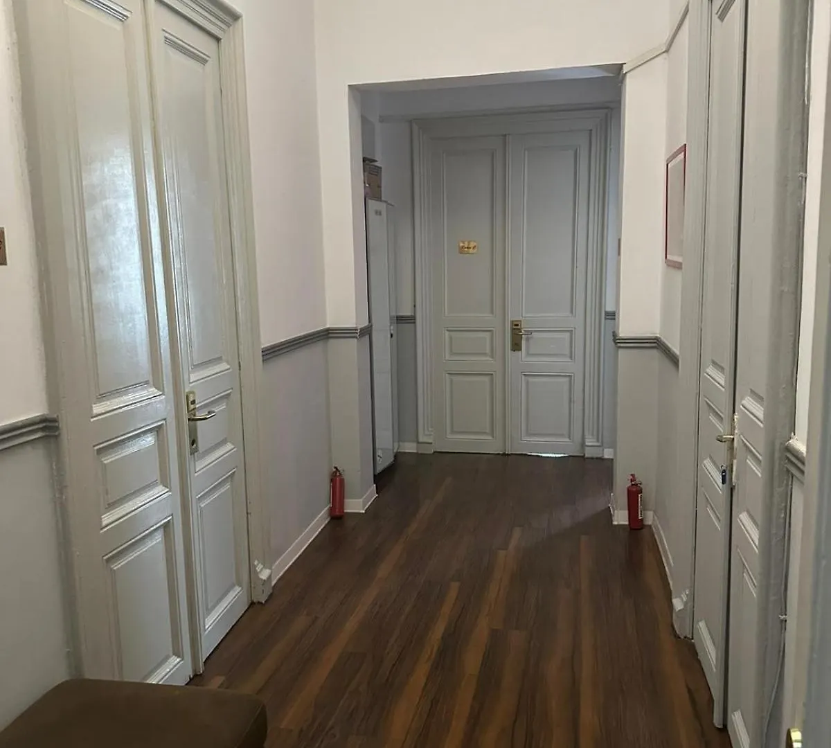 Antique Hostel Bucharest