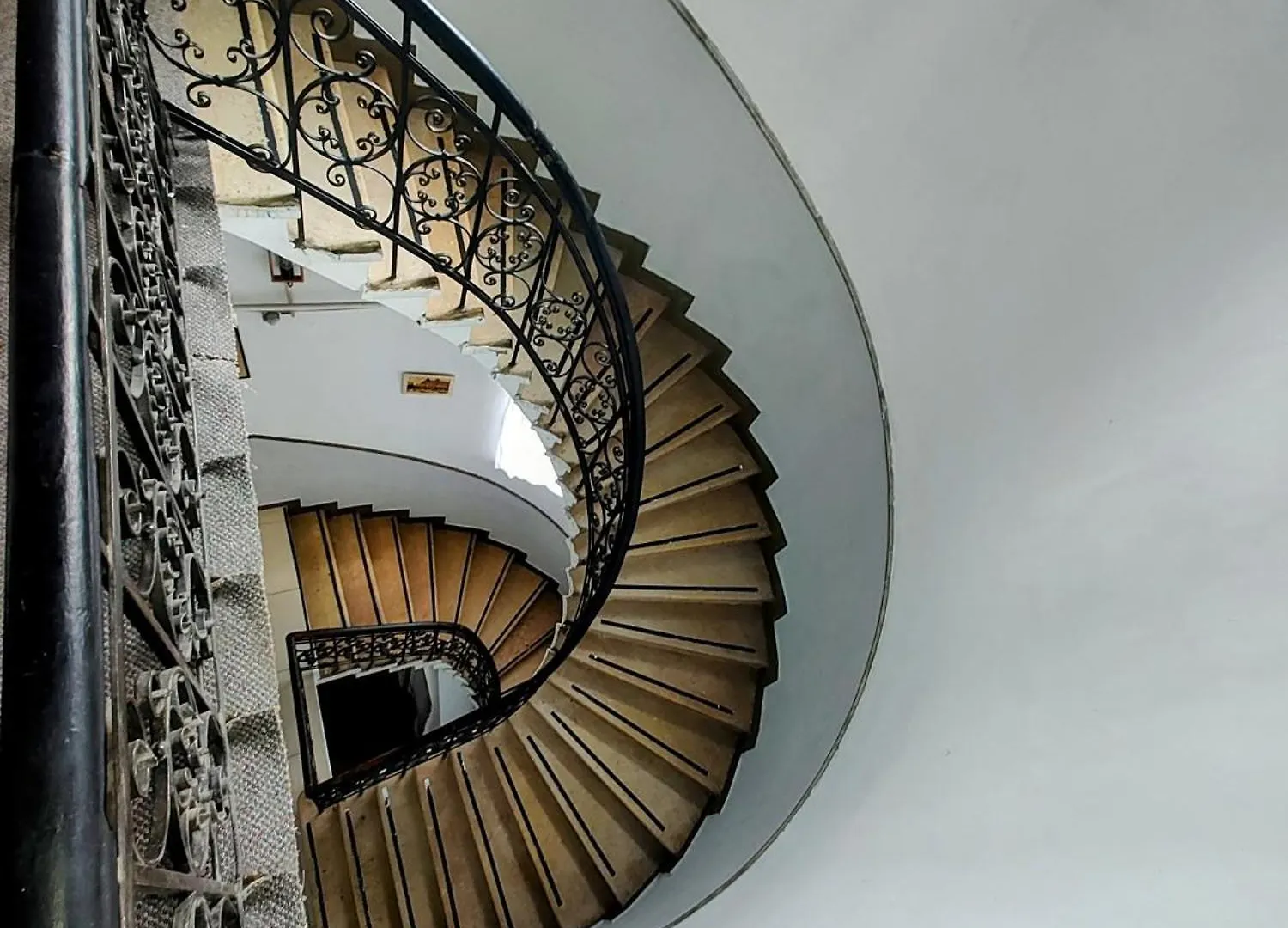 Antique Hostel Bucharest