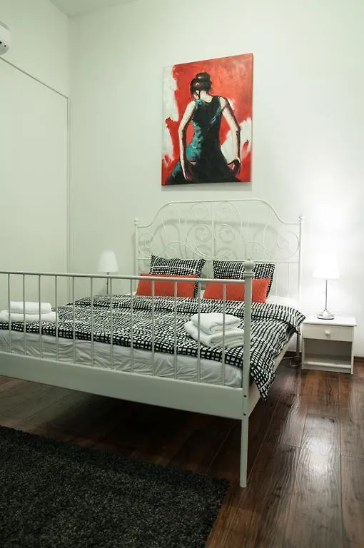 Antique Hostel Bucharest