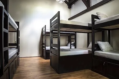 Antique Hostel Bucharest