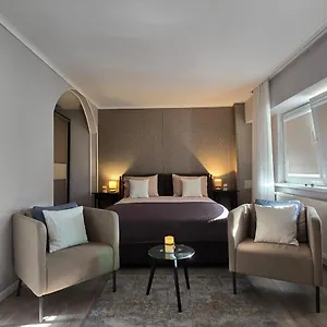 Romana Lahovary Apartamento