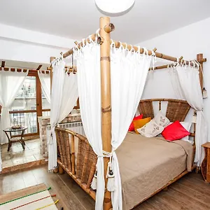 City Center Oasis Apartment