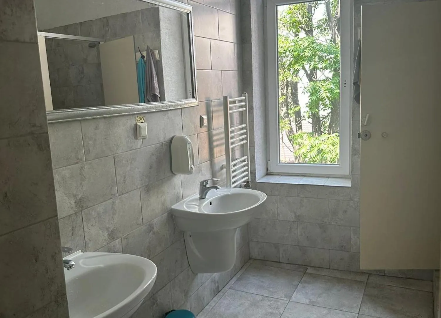 Antique Hostel Boekarest 0*,  Roemenië