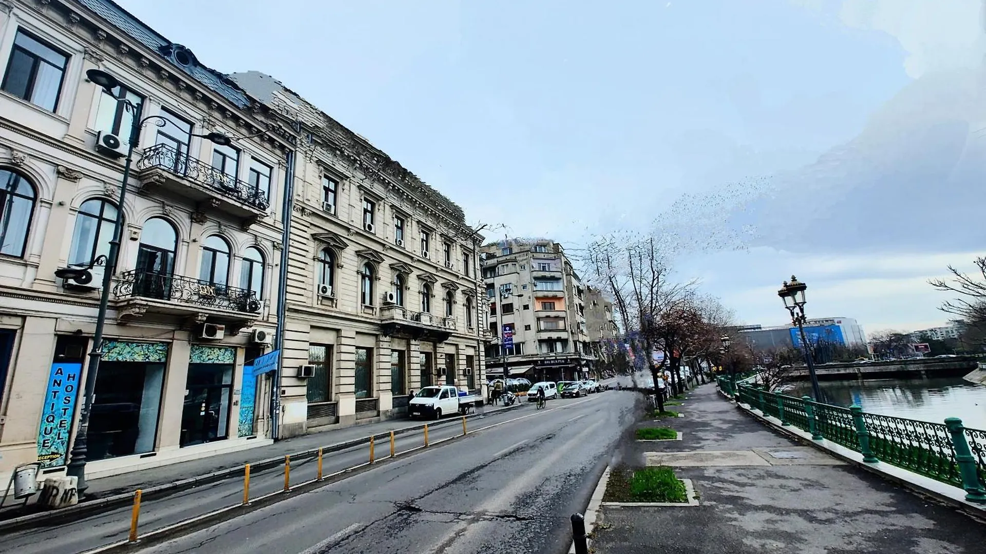 Antique Hostel Boekarest 0*,  Roemenië